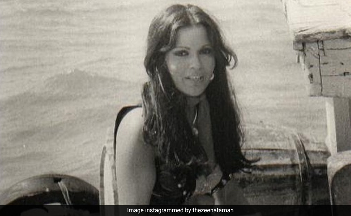 Zeenat Aman In An "Awesomely Flamboyant" Outfit From This 70s Movie. Any Guesses?