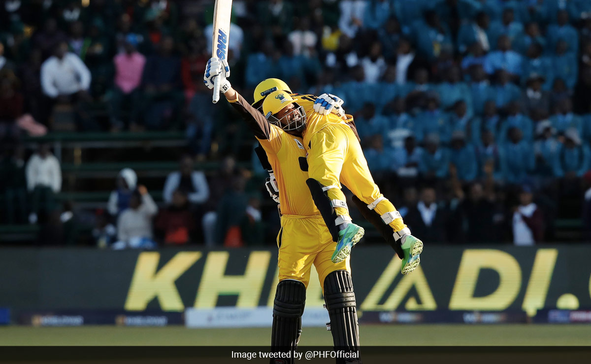 Watch: Yusuf Pathan Turns Back Clock, Slams 3 Sixes Against Mohammad Amir