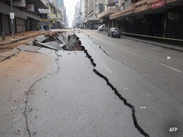 1 Killed, 48 Injured In Mysterious Blast On Busy Street In Johannesburg 1 Killed, 48 Injured In Mysterious Blast On Busy Street In Johannesburg