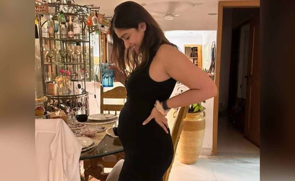 Ileana D'Cruz Shares New Pic From Her Maternity Diaries: "9th-Month Fatigue Is Really Kicking In"