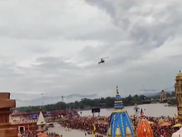 Watch: Kanwariyas Showered With Flower Petals From Chopper