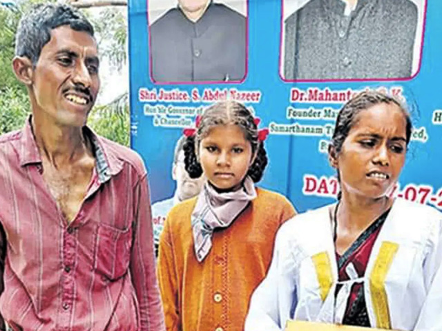 From Rags To Research: Andhra Labourer Now PhD In Chemistry