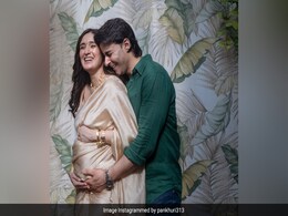 Twins की मां बनीं 'ये रिश्ता क्या कहलाता है' की 'वेदिका', पंखुड़ी अवस्थी और गौतम रोड़े ने पोस्ट में बताई गुड न्यूज  Twins की मां बनीं 'ये रिश्ता क्या कहलाता है' की 'वेदिका', पंखुड़ी अवस्थी और गौतम रोड़े ने पोस्ट में बताई गुड न्यूज