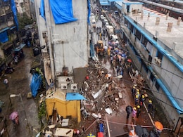 1 Dead, 4 Injured In Building Collapse In Rain-Battered Mumbai 1 Dead, 4 Injured In Building Collapse In Rain-Battered Mumbai