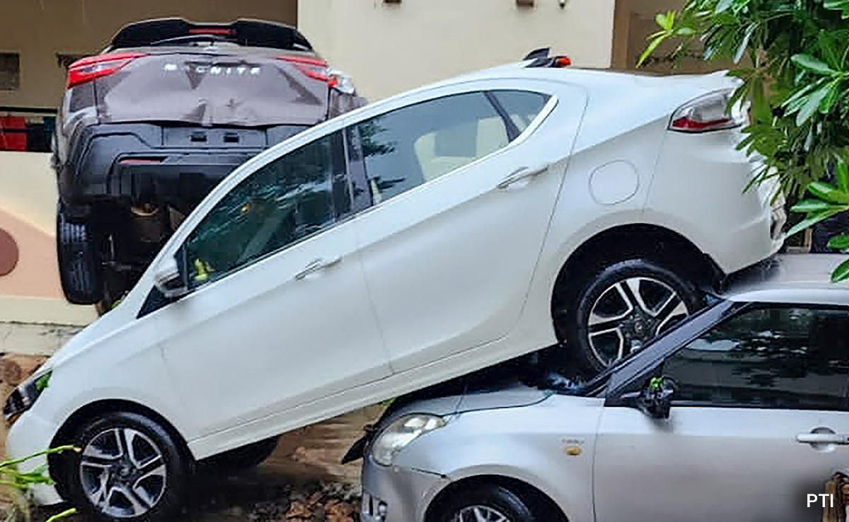 Car Pile-Ups, Cattle Washed Away As Flash Floods Hit Gujarat's Junagadh