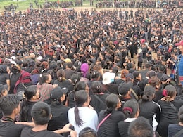 मणिपुर: महिलाओं के वीडियो पर लोगों में आक्रोश, काले कपड़े पहनकर किया विरोध-प्रदर्शन