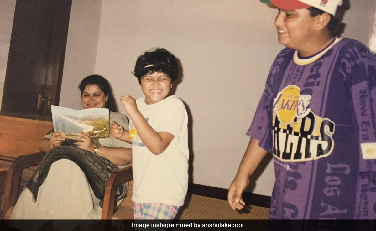 Anshula Kapoor Remembers Her Mother: "Pls Come Back To Me In My Memories"