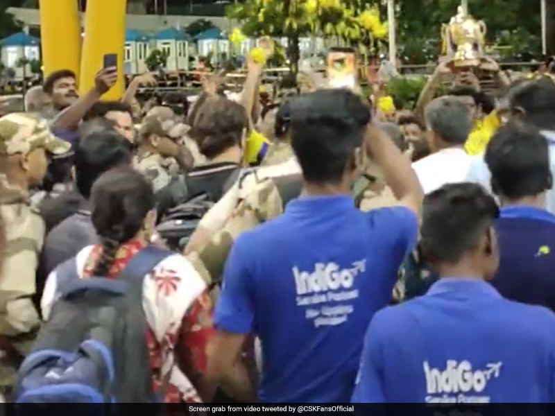 Watch: Crowd Showers Flowers As MS Dhoni Reaches Chennai For LGM's Trailer Launch