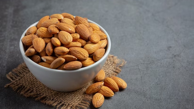 Amaranth, lentils, soya beans and green apples are a few food sources of copper