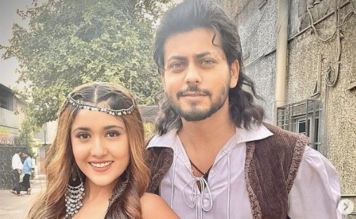 अस्पताल में भर्ती हुए अली बाबा एक्टर अभिषेक निगम, फैन्स हो रहे हैं परेशान