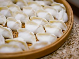 These Adorable Dinosaur-Shaped Dumplings Are Winning Hearts Online These Adorable Dinosaur-Shaped Dumplings Are Winning Hearts Online