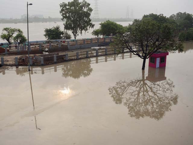 Thousands Without Homes, Struggling For Food: Delhi's Flood Nightmare