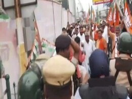 पटना में BJP के मार्च पर पुलिस ने किया लाठीचार्ज, एक व्यक्ति की मौत; कई घायल पटना में BJP के मार्च पर पुलिस ने किया लाठीचार्ज, एक व्यक्ति की मौत; कई घायल