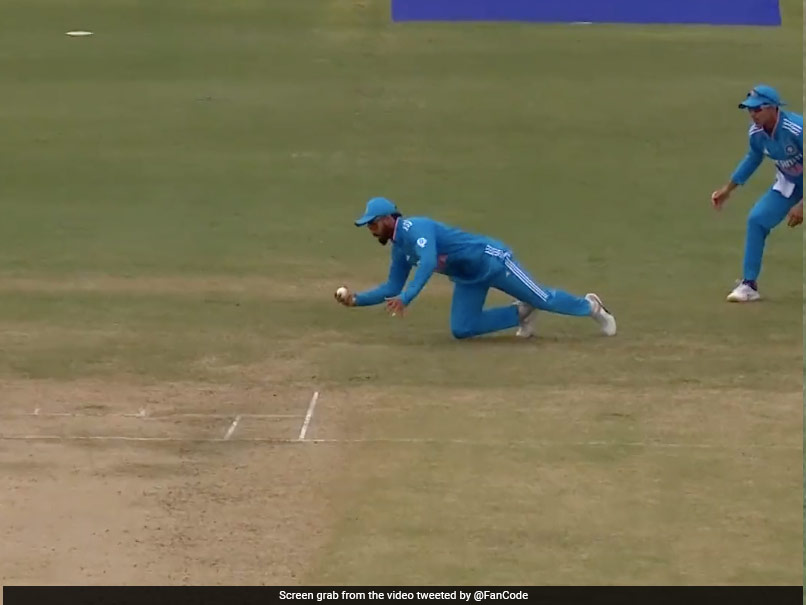Watch: Virat Kohli's Extreme Reflexes Leaves WI Star Romario Shepherd Shocked, Ravindra Jadeja Rejoices