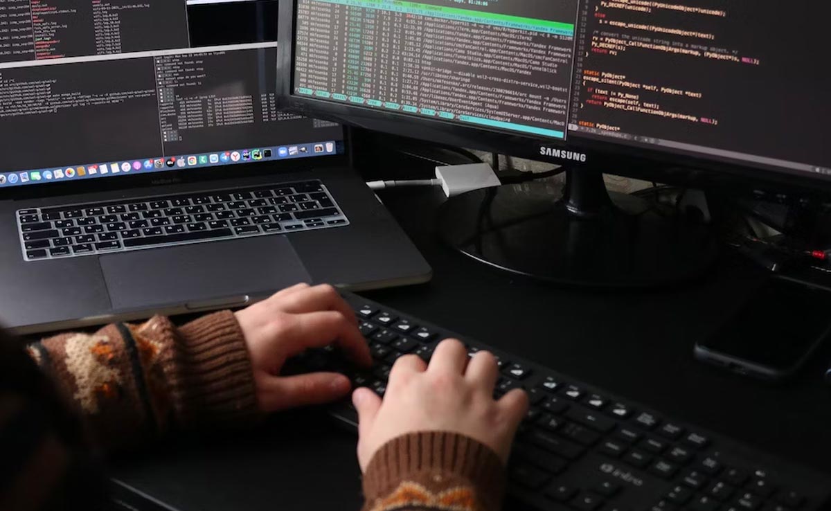 Government Launches Hackathon To Find Solution To Tackle 'Dark Patterns' On Some Online Platforms