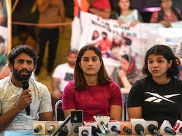 World Wrestling Body Lifts Suspension On India, Asks WFI Not To Discriminate Against Protesting Wrestlers World Wrestling Body Lifts Suspension On India, Asks WFI Not To Discriminate Against Protesting Wrestlers