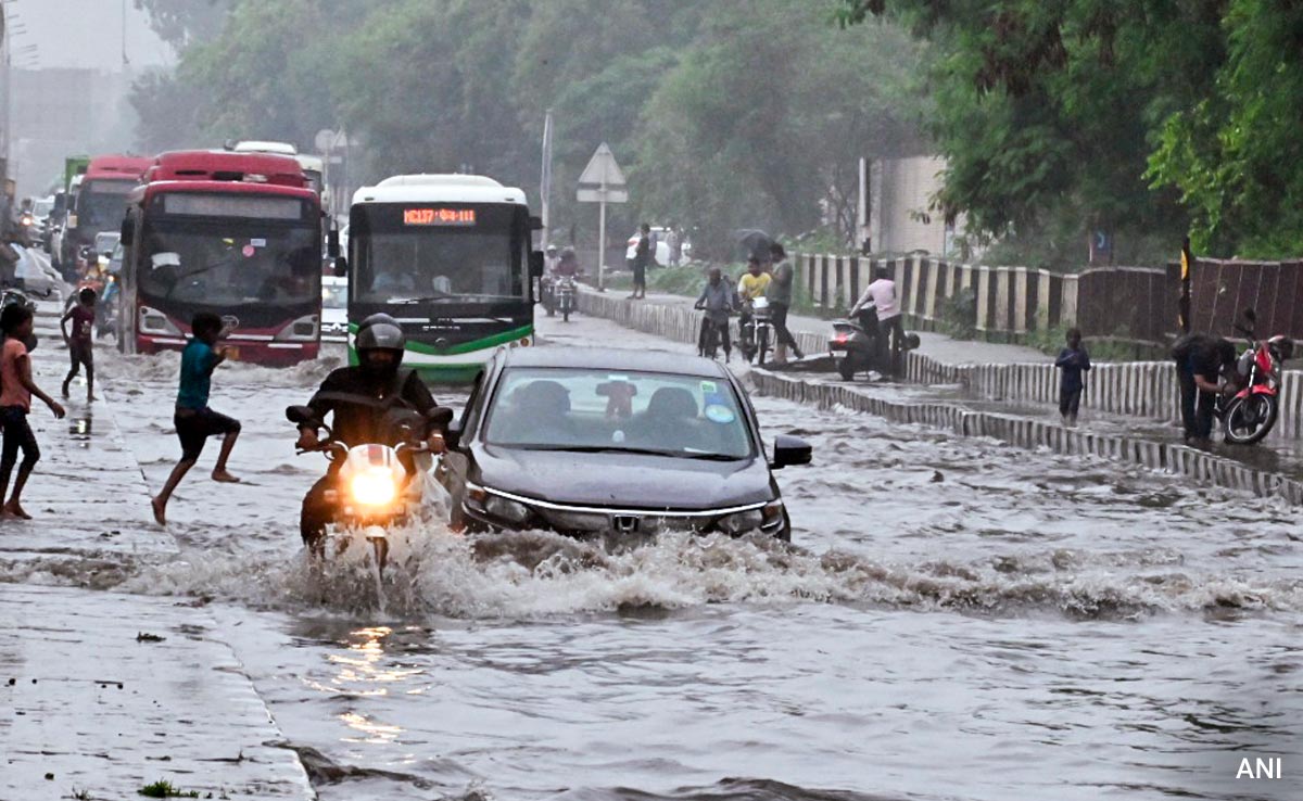 "Annual Ritual," Says Lt Governor On Delhi Rain Chaos. AAP Hits Back