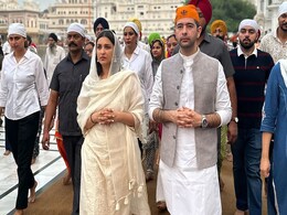 Viral: Pics Of Parineeti Chopra And Raghav Chadha From Amritsar Viral: Pics Of Parineeti Chopra And Raghav Chadha From Amritsar