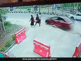 VIDEO : कर रहे थे मॉर्निंग वॉक, पीछे से आई बेकाबू कार, बच्चे समेत तीन को रौंदा