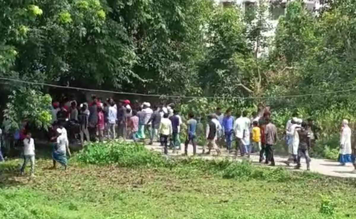 बिहार के कटिहार में उग्र भीड़ पर पुलिस फायरिंग, 1 की मौत 2 घायल; बीजेपी ने नीतीश सरकार पर साधा निशाना