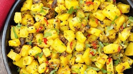 Chef Nigella Lawson Shares Panchphoron Aloo Recipe - Desis Are Loving It