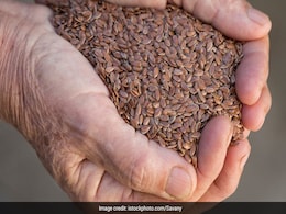 अलसी के बीजों में होता है सेहत का खजाना, जानिए इनके सेवन से शरीर को मिलने वाले फायदों के बारे में  अलसी के बीजों में होता है सेहत का खजाना, जानिए इनके सेवन से शरीर को मिलने वाले फायदों के बारे में