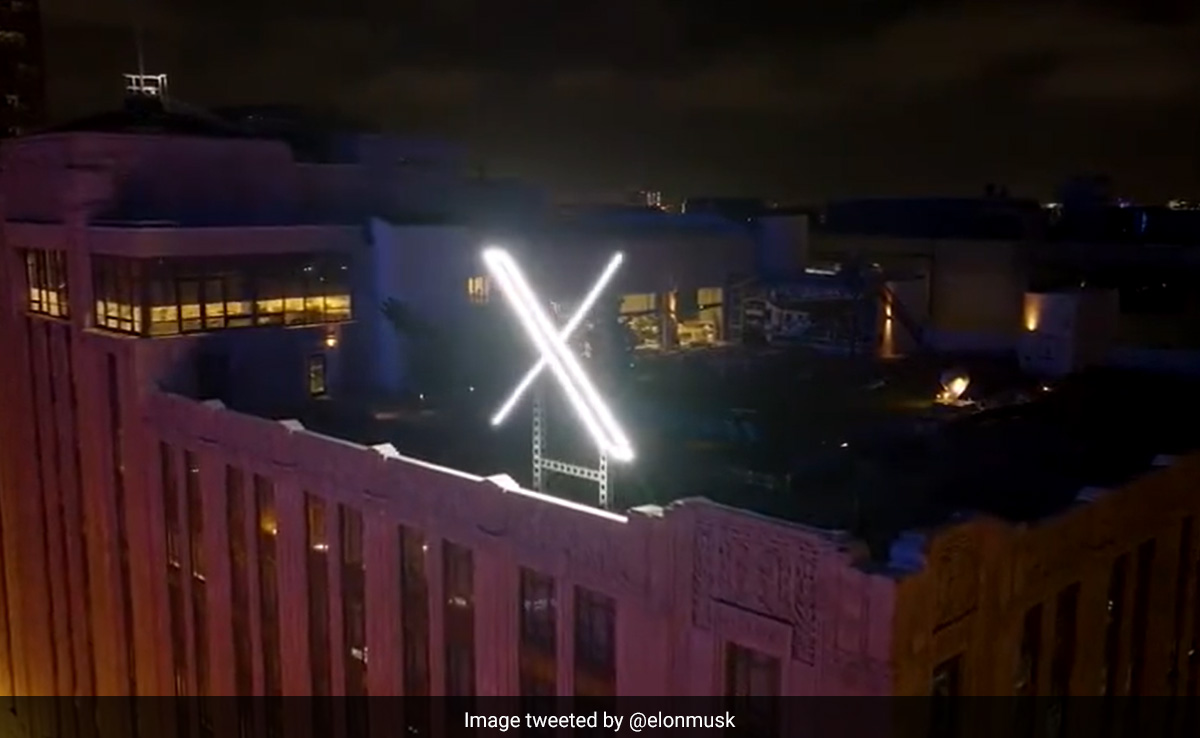 ''Bright As Hell'': Intrusive, Glowing Lights Atop 'X' Office Angers Neighbours