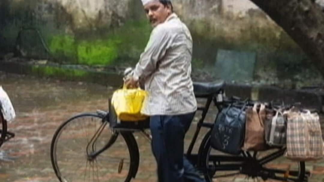 मुंबईचे डबेवाले चालले सुट्टीवर...कारण काय?