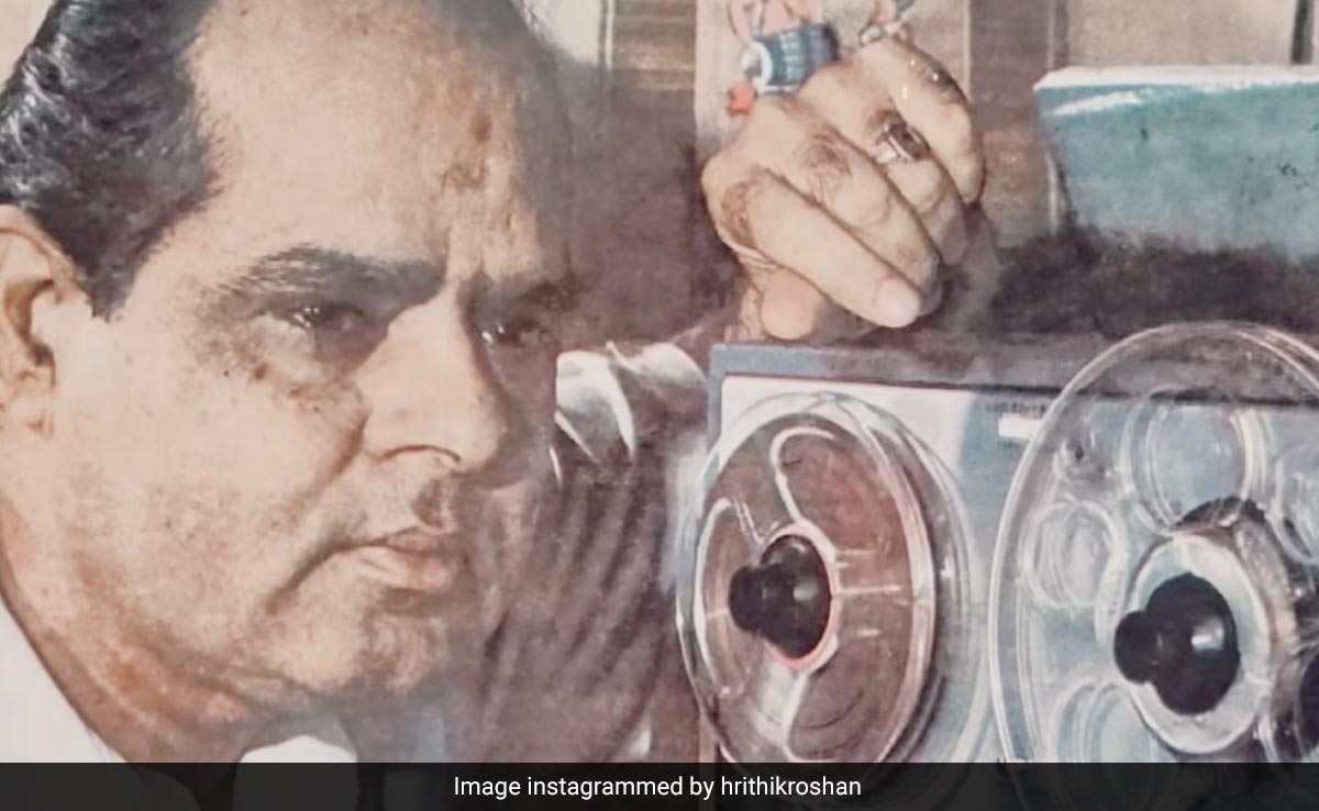 Hrithik Roshan Remembers Grandfather Roshan On His 106th Birth Anniversary