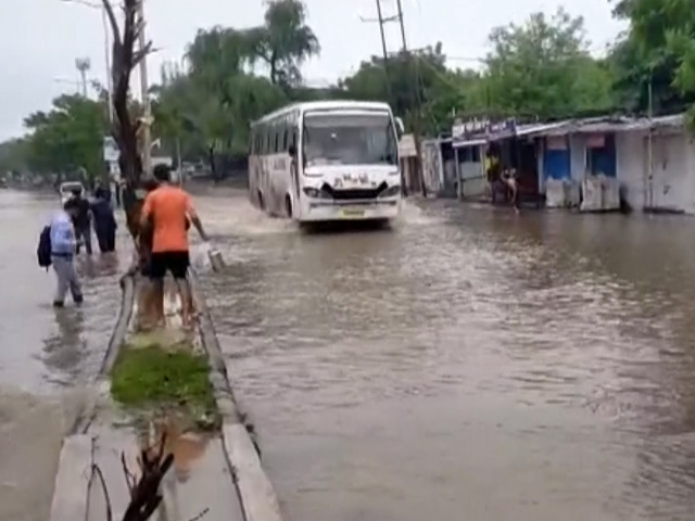 Gujarat: Heavy Rainfall Leads To Waterlogging In Vadodara