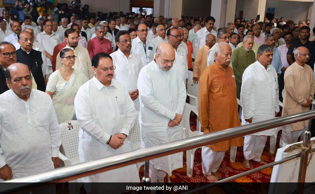 RSS Veteran Madan Das Cremated In Pune, Amit Shah, Mohan Bhagwat Attend