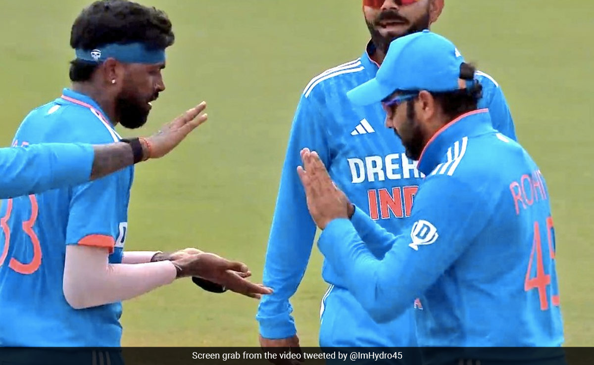 India vs West Indies Live Score, 1st ODI: 1st ODI, Live: Hardik Dismisses Mayers, India Strike Early vs West Indies
