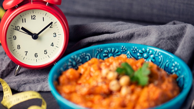 Intermittent fasting may boost cognitive function, improve heart health, and aid digestion