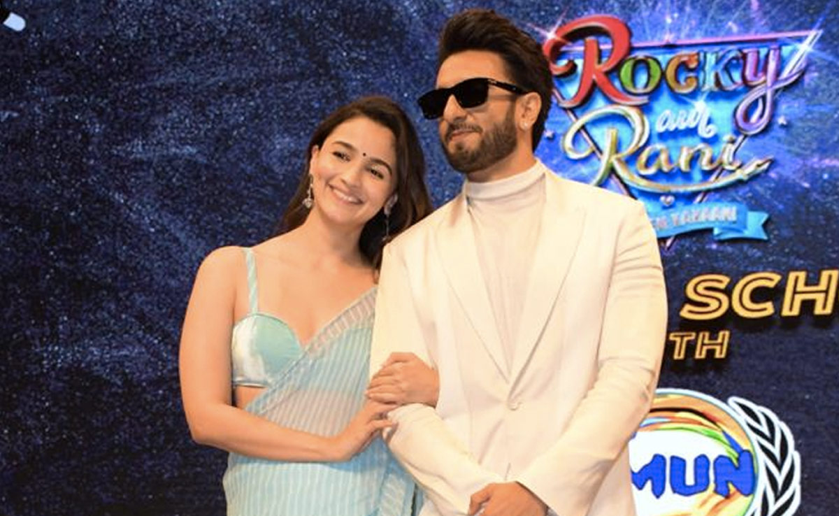 Pics - Alia Bhatt, Ranveer Singh And Some More <i> Kahaani </i>