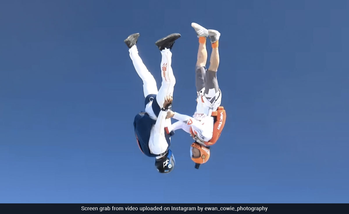 Like Farhan Akhtar, Go Skydiving At These Places For The Ultimate Adrenaline Rush