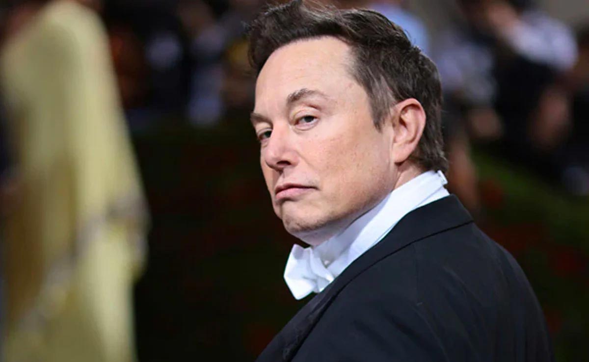 Elon Musk says the US needs a 'red wave
