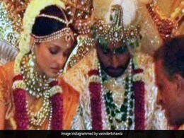 एक या दो लाख नहीं बल्कि होश उड़ा देगी इन बॉलीवुड एक्ट्रेसेस के ब्राइडल लहंगों की कीमत, ऐश्वर्या राय हैं नंबर वन एक या दो लाख नहीं बल्कि होश उड़ा देगी इन बॉलीवुड एक्ट्रेसेस के ब्राइडल लहंगों की कीमत, ऐश्वर्या राय हैं नंबर वन