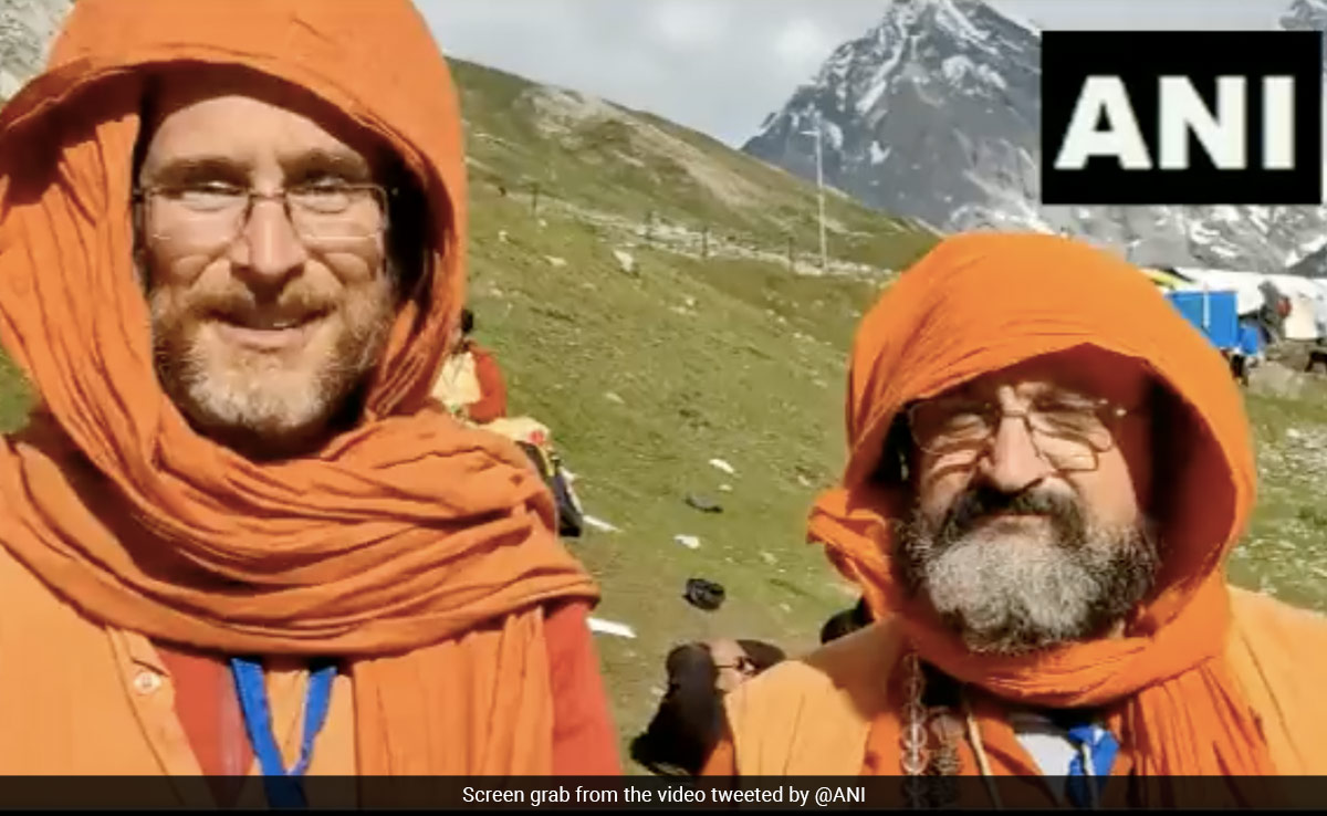 American Devotees Of Lord Shiva Undertake Amarnath Yatra In Jammu-Kashmir