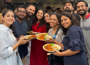 Craving South Indian Cuisine? Join Navya Naveli Nanda's Dosa Expedition In Bengaluru Craving South Indian Cuisine? Join Navya Naveli Nanda's Dosa Expedition In Bengaluru