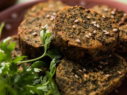 Love Kothimbir Vadi? Now Give This Maharashtrian Snack A Yummy Kaju Twist