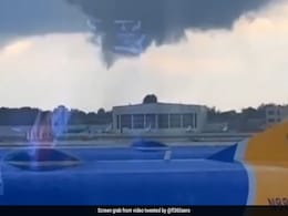 Multiple Tornadoes Touch Down Across Chicago Area, Halt Air Traffic Multiple Tornadoes Touch Down Across Chicago Area, Halt Air Traffic