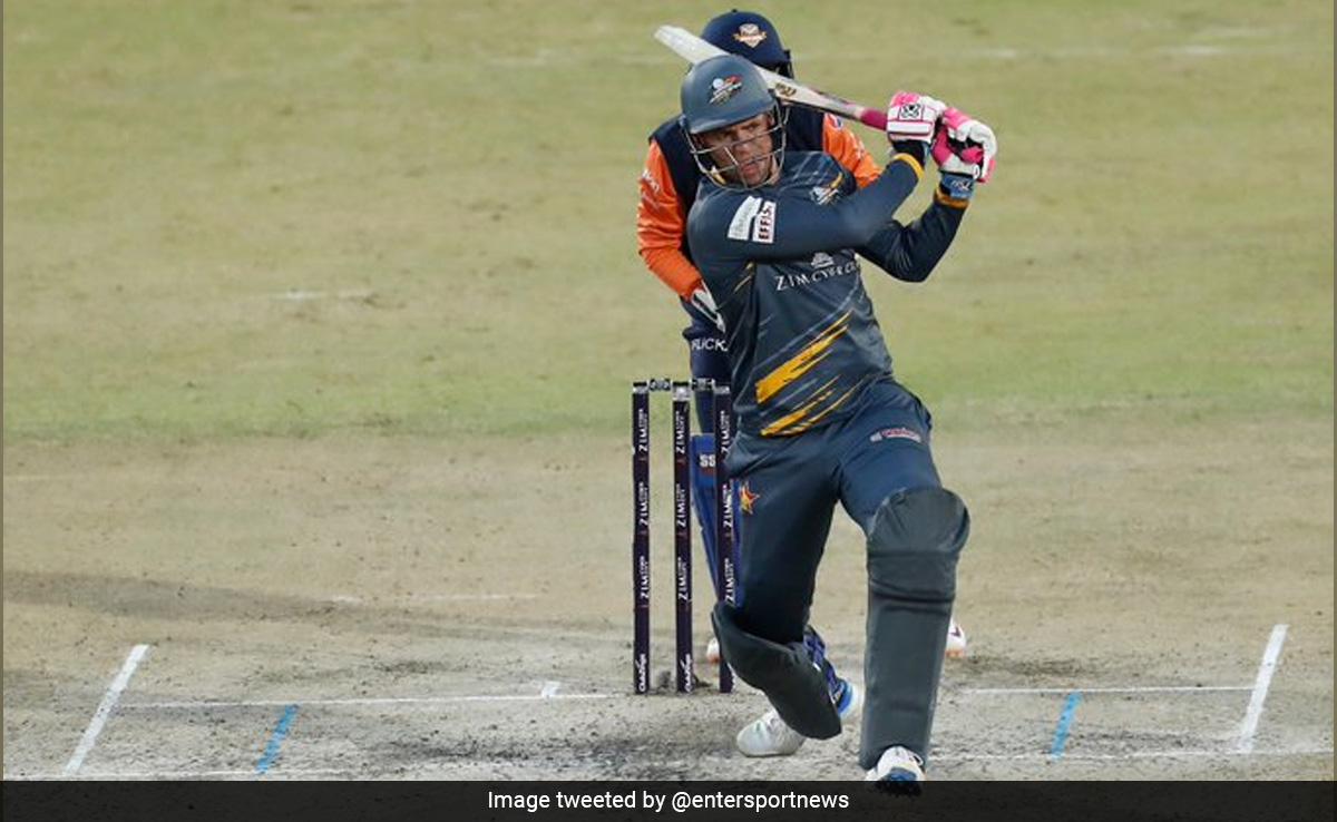 '6 6 6 6 6, क्रिकेट के मैदान पर दिखा दूसरा 'रिंकू सिंह', आखिरी ओवर में बल्लेबाज ने जड़े लगातार 5 छक्के, Video