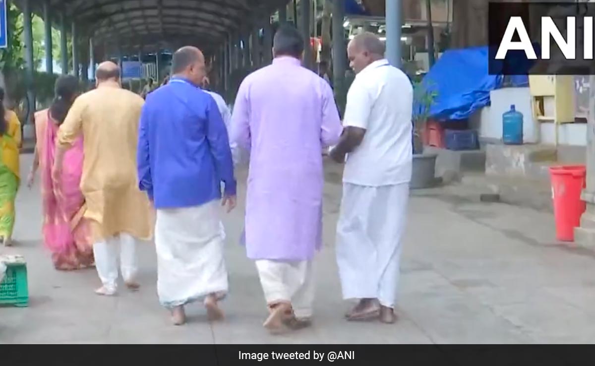 Day Before Mission, ISRO Team Visits Tirupathi Temple With Model Of Chandrayaan-3