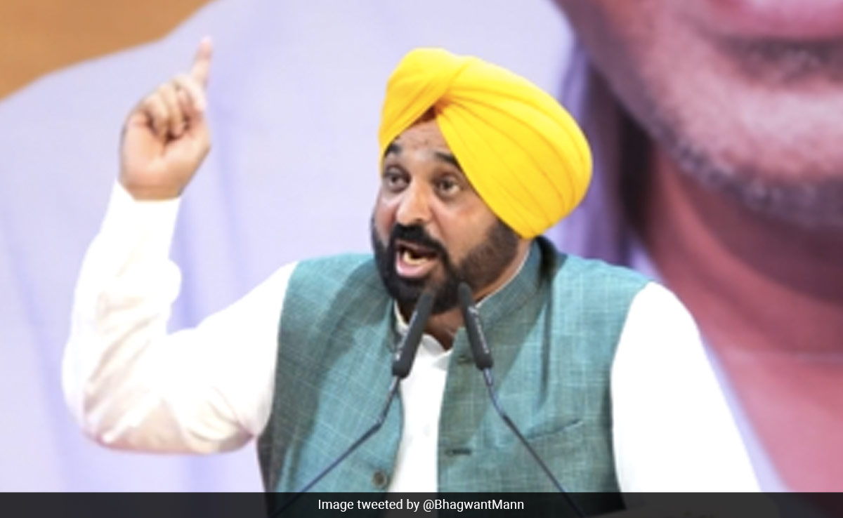 "Governor Threatened Peace-Loving People of Punjab": Bhagwant Mann On 'President's Rule' Letter