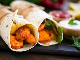 Achaari Aloo Roll: A Unique Twist On India's Beloved Street Food