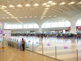 Pune News: मुंबई विमानतळावर अलर्ट! पुण्यातून 100 विमाने उड्डाण घेणार; नागपुरमध्ये स्थिती काय? Pune News: मुंबई विमानतळावर अलर्ट! पुण्यातून 100 विमाने उड्डाण घेणार; नागपुरमध्ये स्थिती काय?