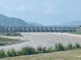 Delhi Flood: क्या है हथिनी कुंड बैराज? जिसकी वजह से दिल्ली में हुए बाढ़ के हालात, जानें यहां Delhi Flood: क्या है हथिनी कुंड बैराज? जिसकी वजह से दिल्ली में हुए बाढ़ के हालात, जानें यहां
