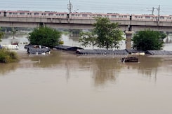 Overflowing Yamuna: Water Treatment Plants Shut; Drinking Supply To Be Hit In Delhi Overflowing Yamuna: Water Treatment Plants Shut; Drinking Supply To Be Hit In Delhi