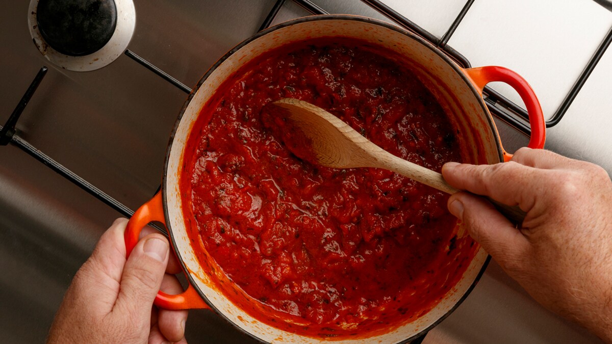 How Can You Keep Homemade Tomato Paste Fresh For An Entire Month?
