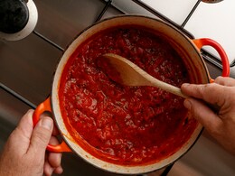 How Can You Keep Homemade Tomato Paste Fresh For An Entire Month?